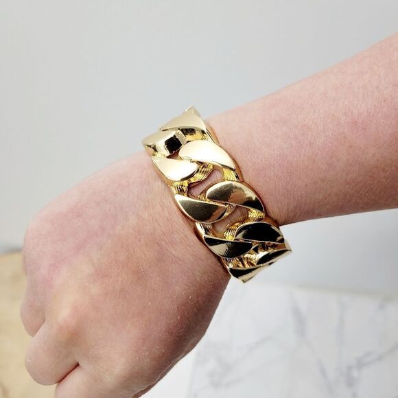 Brand New Gold Tone Chain Style Bangle Bracelet - Picture 2 of 10